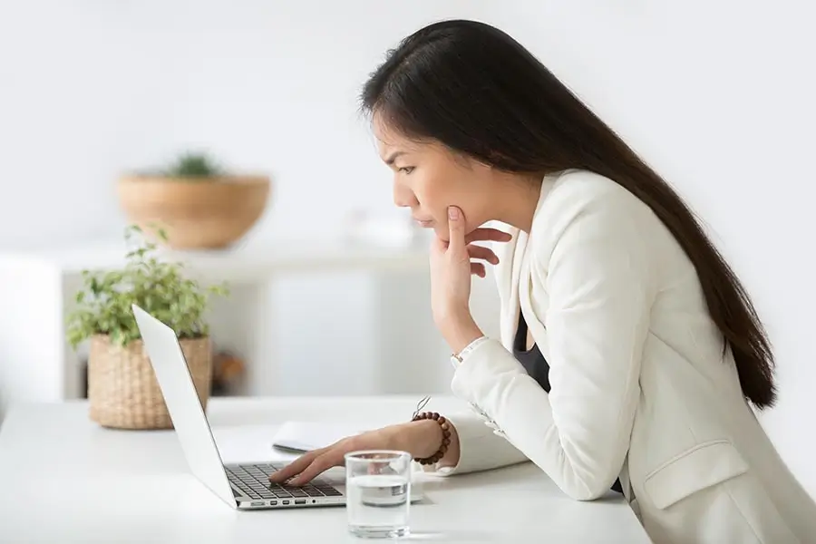 female singapore pr application consultant studying case